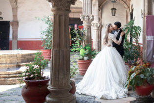 ブライダルエステはいつから始めるべき？理想のスケジュールとケア内容を解説