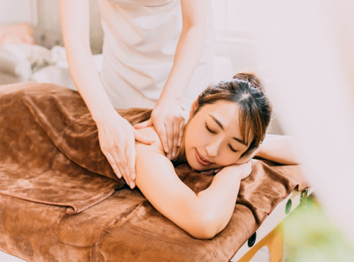 美容エステは特別な人のもの？20代で“はじめてのエステ”を選ぶ人が増えている理由